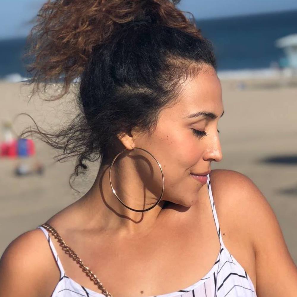 Meet your Posher, Esther